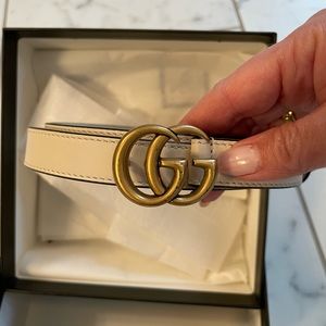 Gucci Belt-Thin off white belt. Size 80. Worn a handful of times.